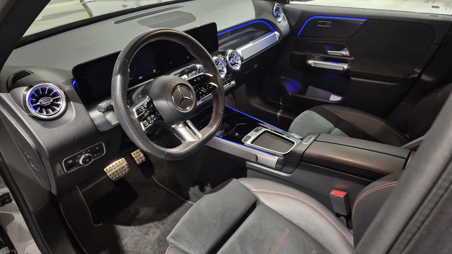 MERCEDES-BENZ GLB GLB 200 d 4-Matic AMG Line 8G-DCT