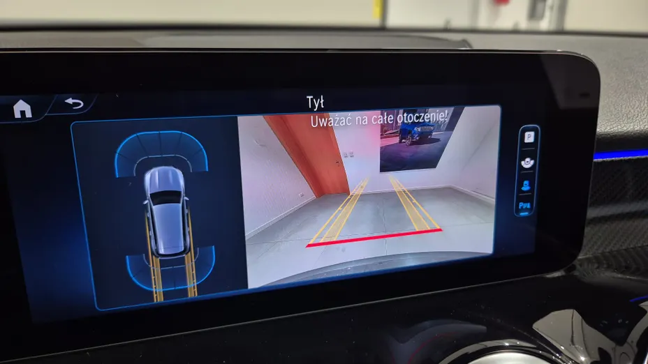 MERCEDES-BENZ GLB GLB 200 d 4-Matic AMG Line 8G-DCT