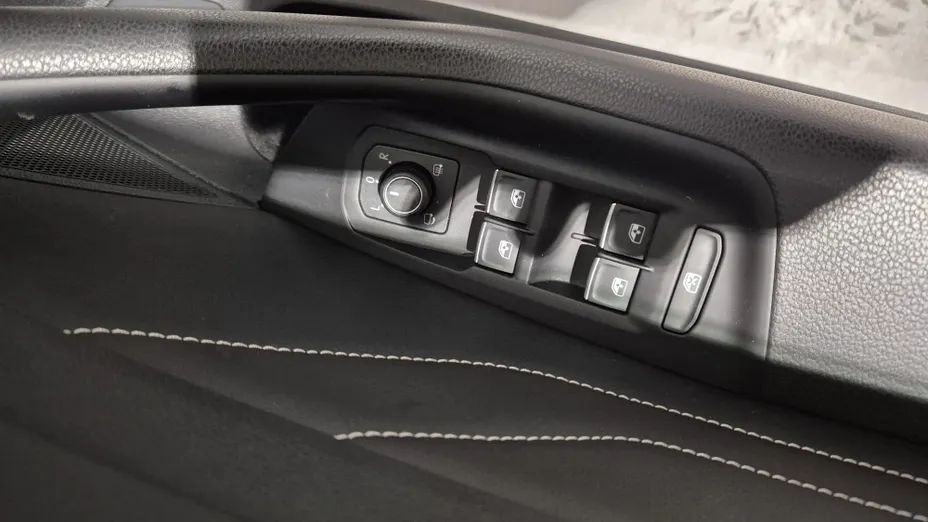 VOLKSWAGEN Arteon Arteon 2.0 TSI Elegance DSG