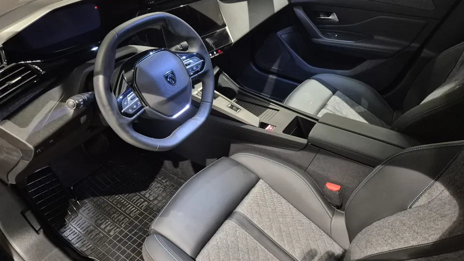 PEUGEOT 408 408 1.2 PureTech Allure S&S EAT8