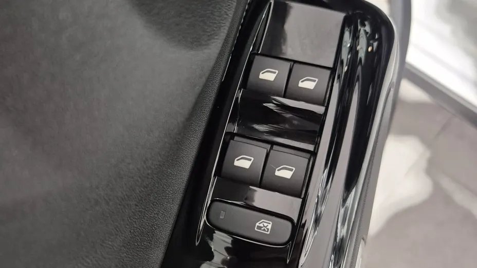 CITROEN C3 C3 1.2 PureTech Shine