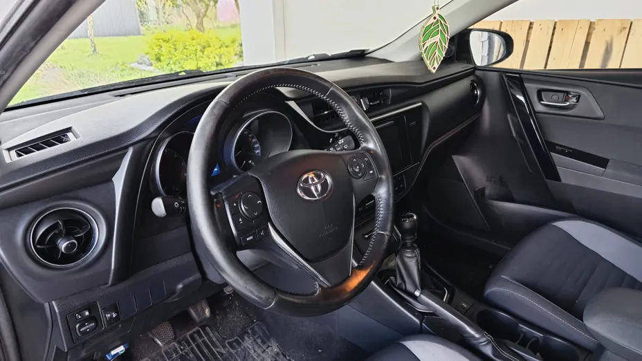 TOYOTA Auris Auris 1.6 VVT-i Premium