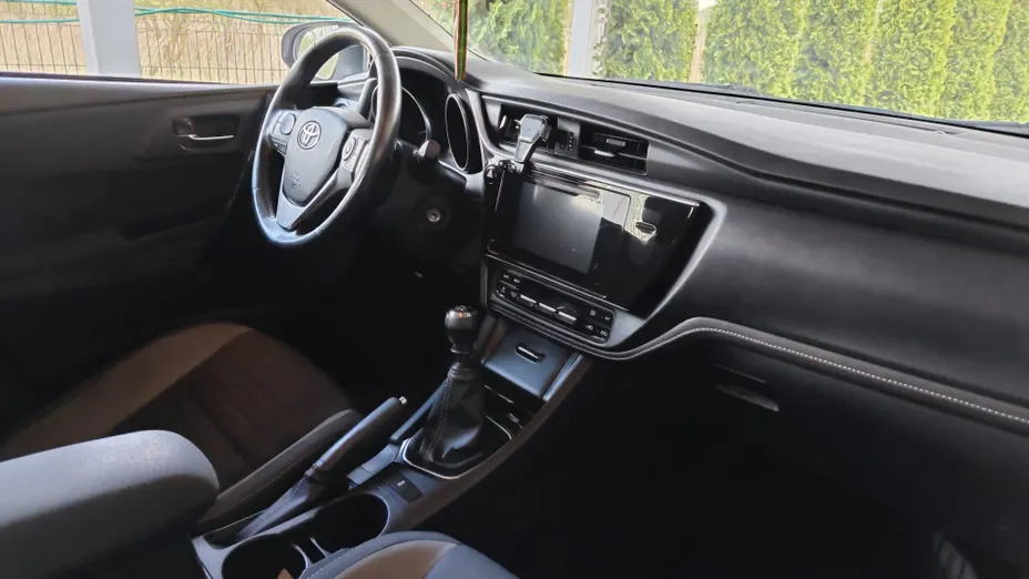 TOYOTA Auris Auris 1.6 VVT-i Premium