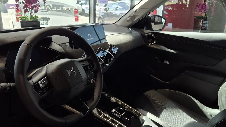 DS DS3 Crossback DS 3 mHEV Étoile e-DCS6 Nowy