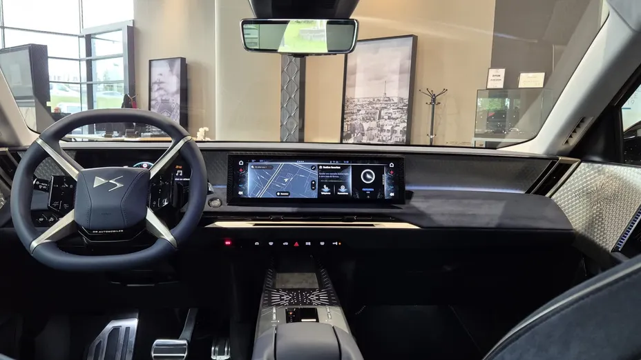 DS N°8 N°8 97.2kWh Long Range AWD Jules Verne Nowy