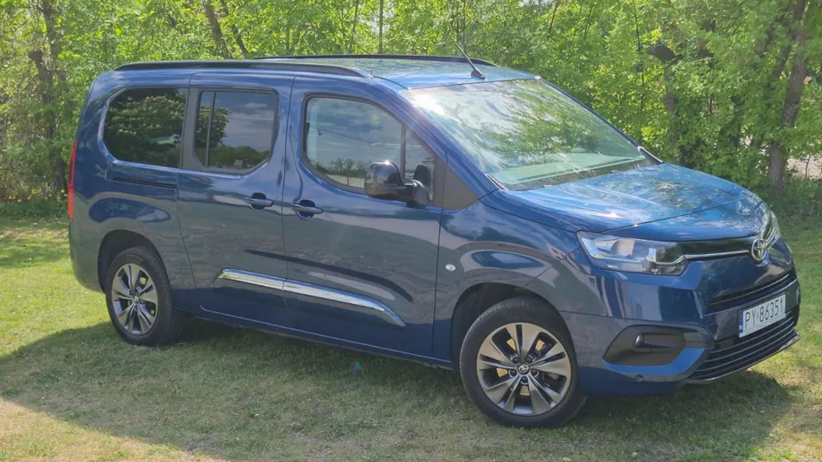 TOYOTA Proace City Verso Proace City Verso Long 1.5 D-4D Family Aut.