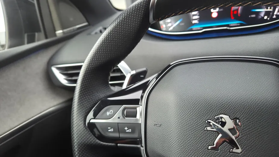 PEUGEOT 5008 5008 2.0 BlueHDI GT S&S EAT8