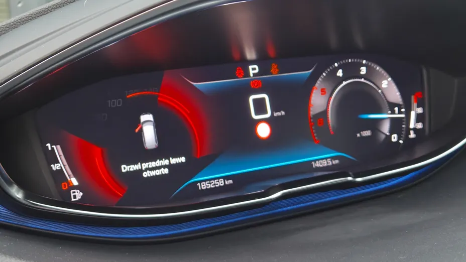 PEUGEOT 5008 5008 2.0 BlueHDI GT S&S EAT8