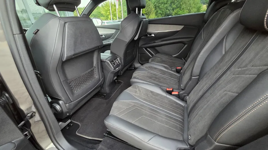 PEUGEOT 5008 5008 2.0 BlueHDI GT S&S EAT8