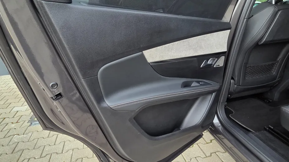 PEUGEOT 5008 5008 2.0 BlueHDI GT S&S EAT8