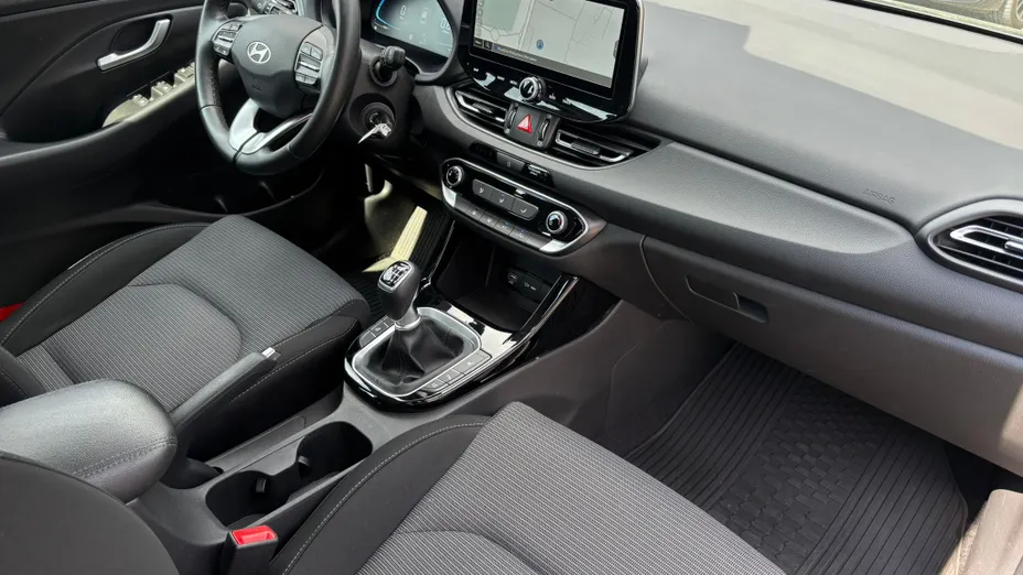 HYUNDAI i30 i30 1.0 T-GDI Modern