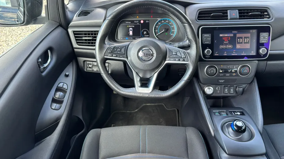 NISSAN Leaf Leaf 40kWh Acenta (6.6 kW)