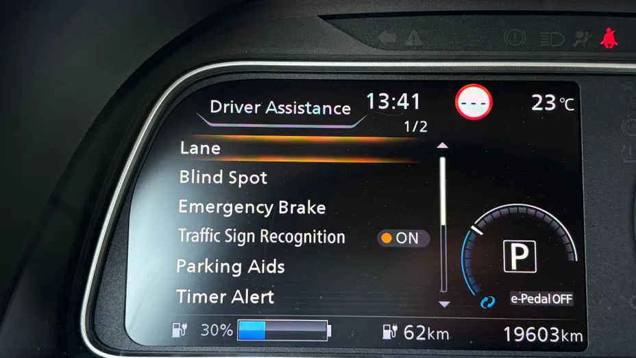 NISSAN Leaf Leaf 40kWh Acenta (6.6 kW)