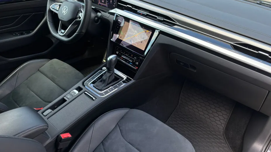 VOLKSWAGEN Arteon Arteon 2.0 TSI R-Line DSG