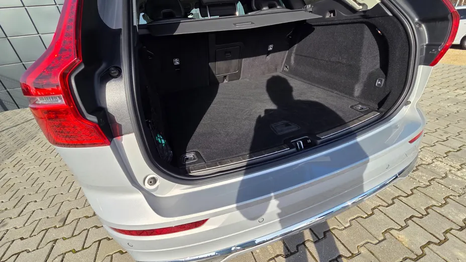 VOLVO XC60 XC60 B4 D AWD Inscription aut