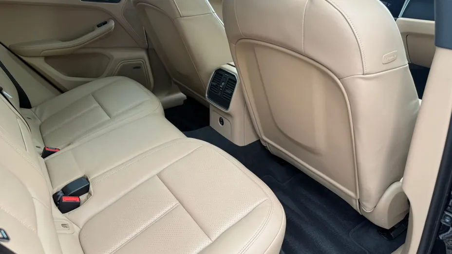 PORSCHE Macan Macan T
