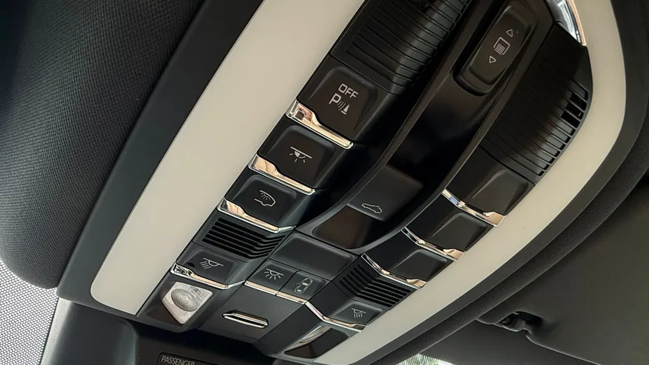 PORSCHE Macan Macan T