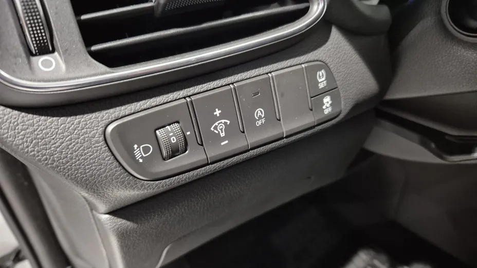 HYUNDAI i30 i30 1.5 T-GDI 48V Modern