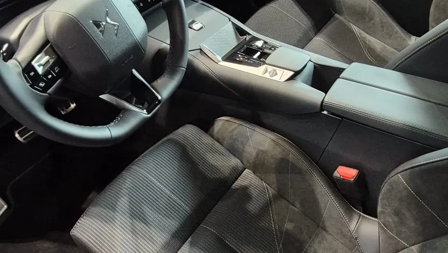 DS N°4 N°4 E-Tense 58.3kWh Étoile Alcantara Nowy