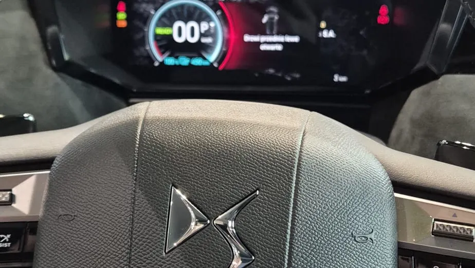 DS N°4 N°4 E-Tense 58.3kWh Étoile Alcantara Nowy