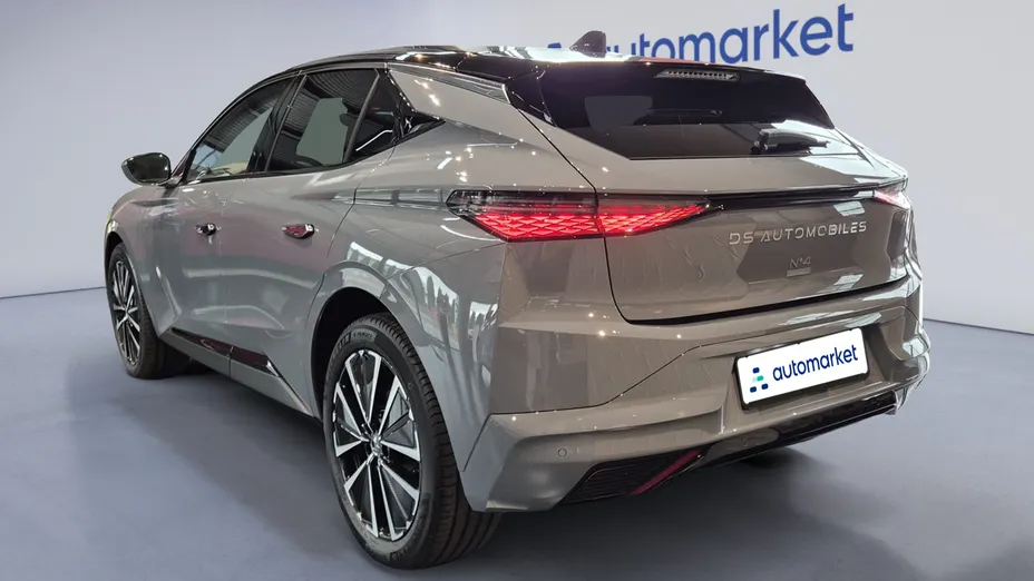 DS N°4 N°4 E-Tense 58.3kWh Étoile Alcantara Nowy
