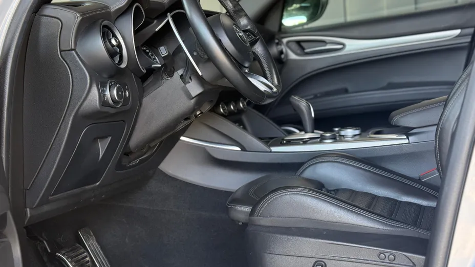 ALFA ROMEO Stelvio Stelvio 2.0 Turbo Veloce Q4 aut