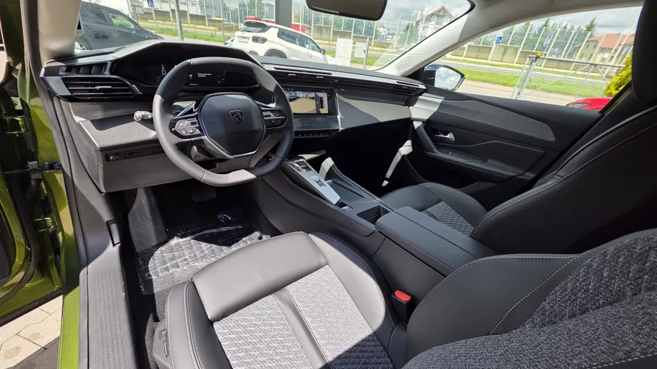 PEUGEOT 408 408 1.2 PureTech mHEV Business S&S e-DSC6 Nowy