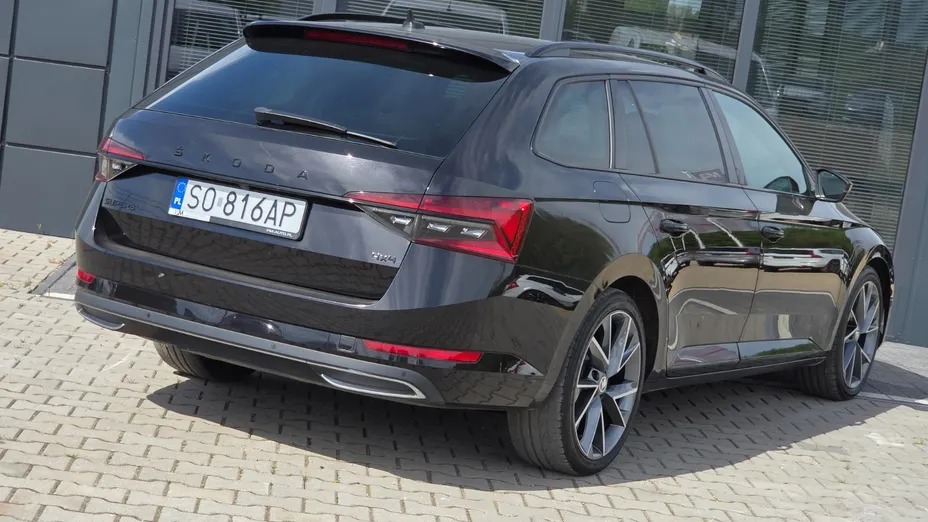 SKODA Superb Superb 2.0 TDI 4x4 Sportline DSG