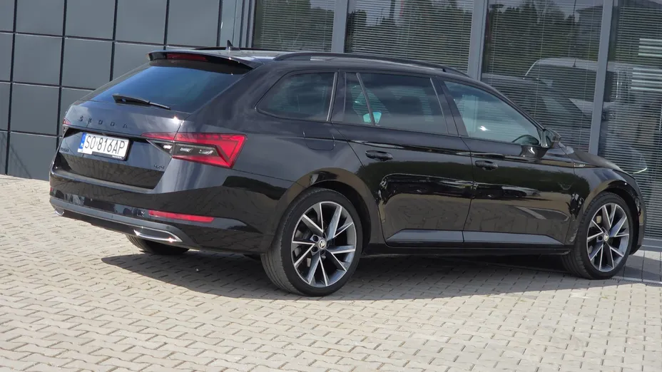 SKODA Superb Superb 2.0 TDI 4x4 Sportline DSG