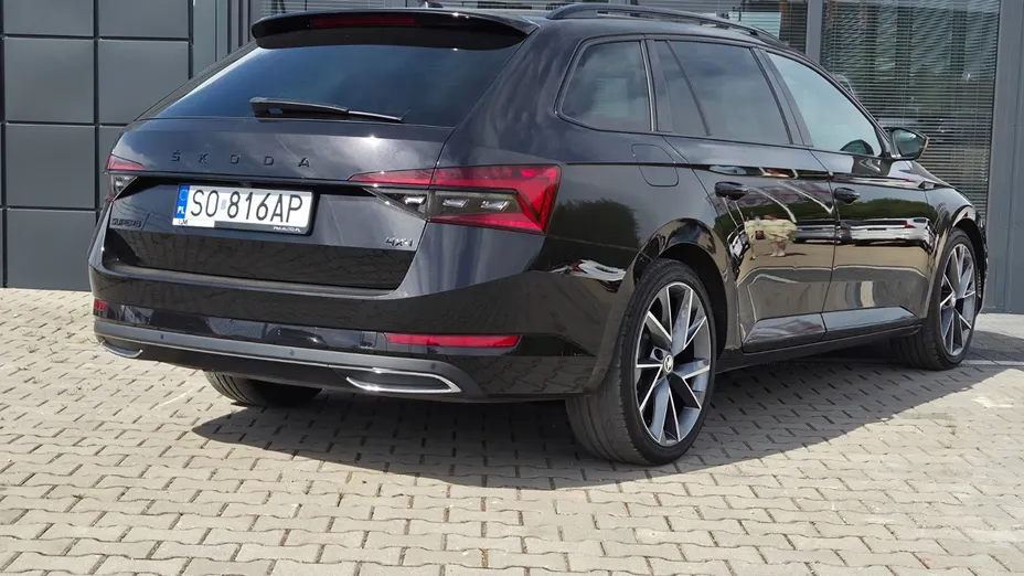 SKODA Superb Superb 2.0 TDI 4x4 Sportline DSG