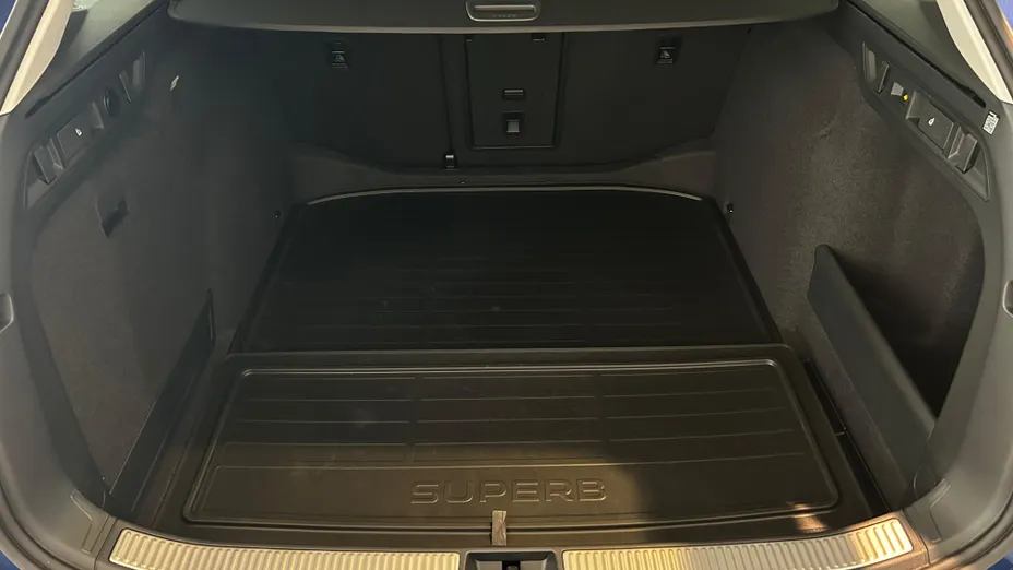 SKODA Superb Superb 2.0 TDI 4x4 L&K DSG