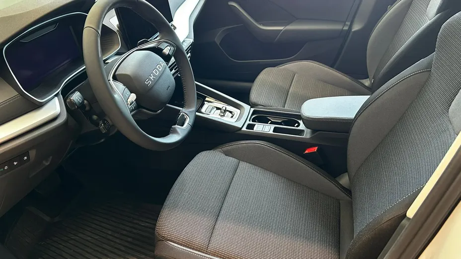 SKODA Octavia Octavia 1.5 TSI mHEV Drive Selection DSG