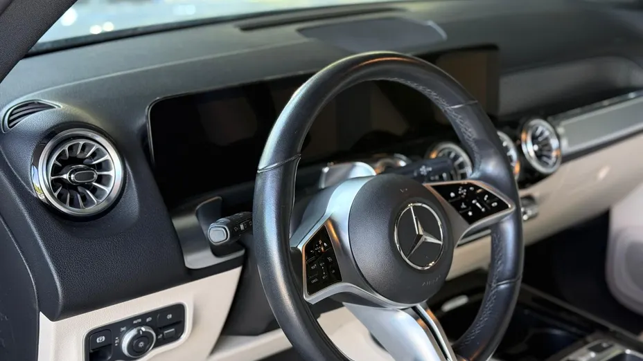 MERCEDES-BENZ GLB GLB 200 d 4-Matic 8G-DCT