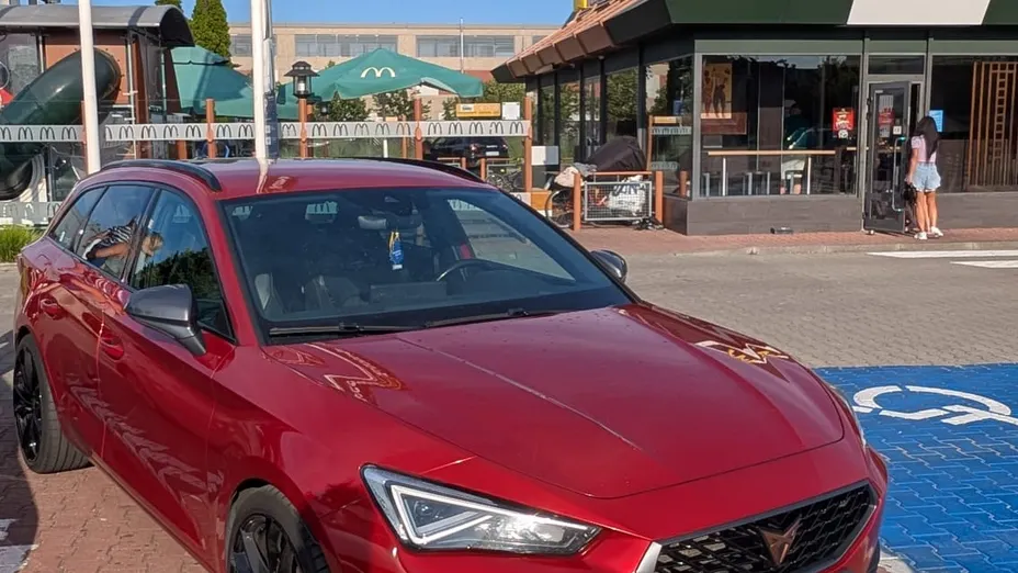 CUPRA Leon Leon 2.0 TSI 4Drive VZ DSG