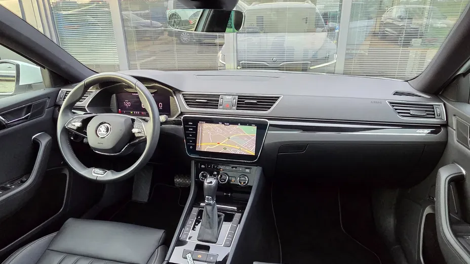 SKODA Superb Superb 2.0 TDI SCR L&K DSG