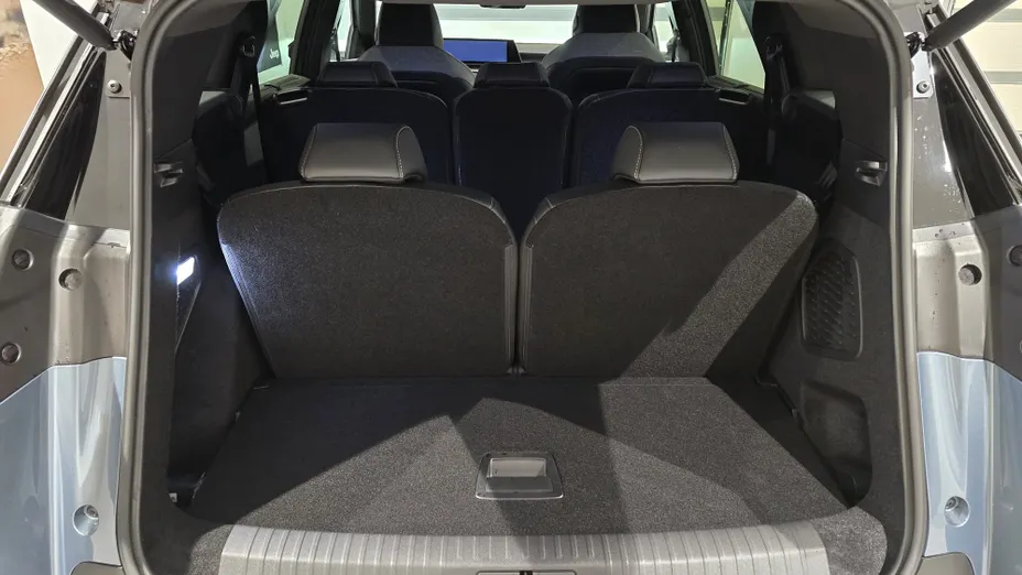 PEUGEOT 5008 5008 1.2 PureTech mHEV GT Exclusive S&S e-DCS6 Nowy