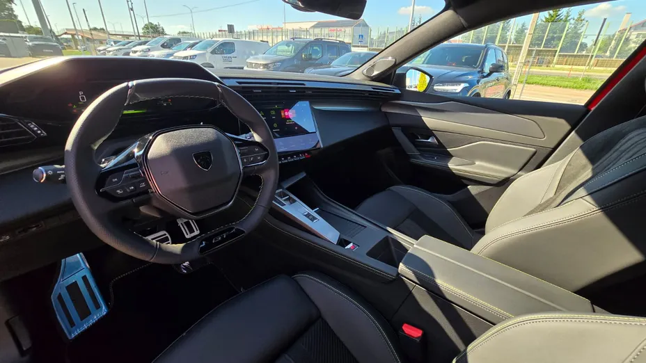 PEUGEOT 408 408 1.2 PureTech mHEV GT Exclusive S&S e-DCS6 Nowy
