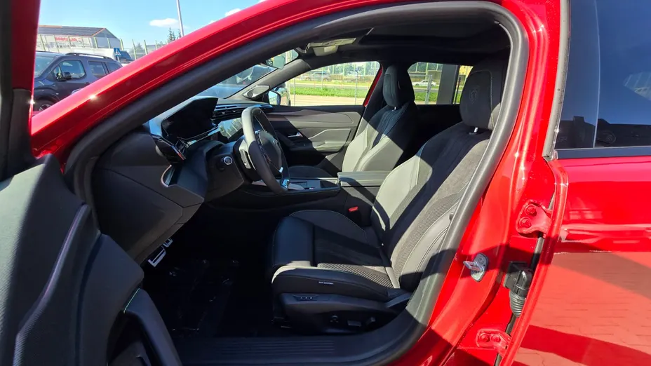 PEUGEOT 408 408 1.2 PureTech mHEV GT Exclusive S&S e-DCS6 Nowy