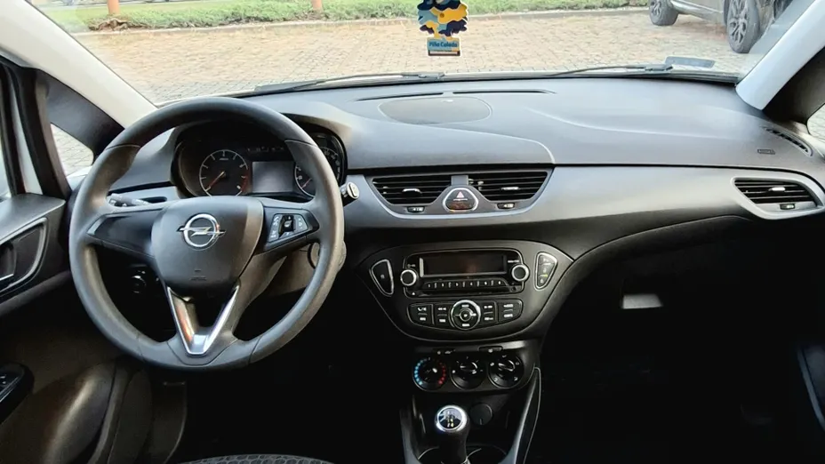OPEL Corsa -