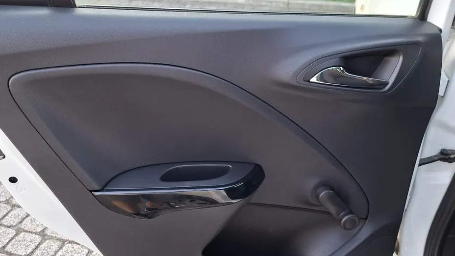 OPEL Corsa -