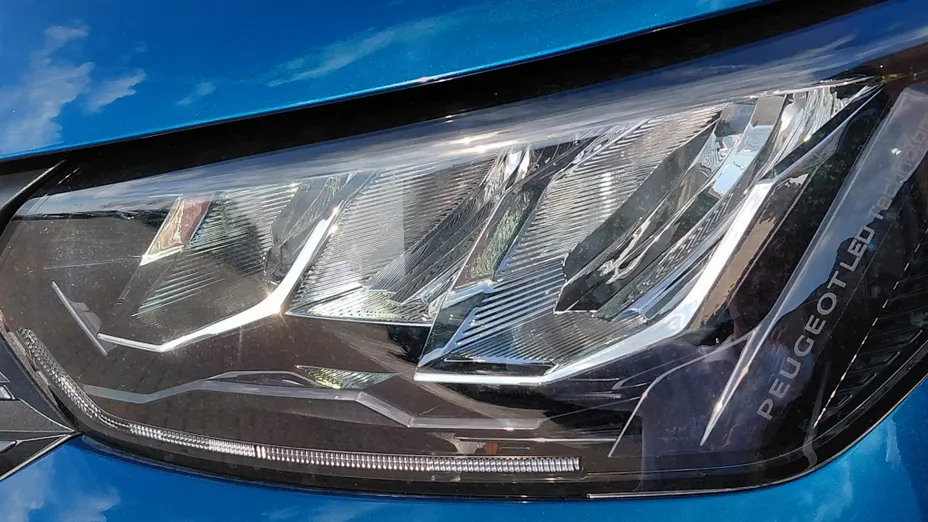PEUGEOT 2008 2008 1.2T Edition S&S Nowy