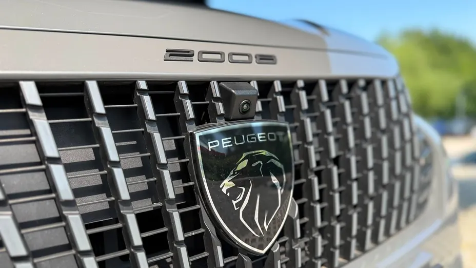 PEUGEOT 2008 e-2008 54kWh GT