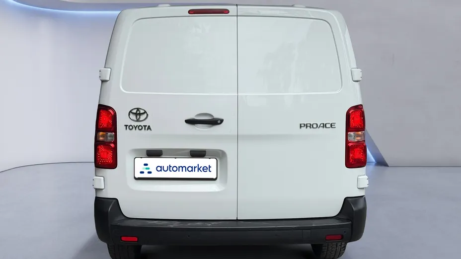 TOYOTA Proace Proace 2.0 D-4D Long 3,1t Active