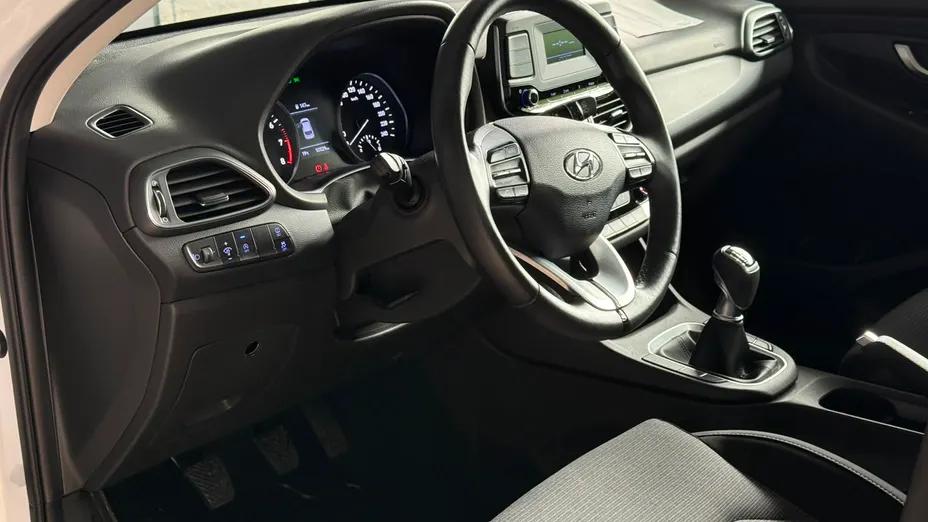 HYUNDAI i30 i30 1.0 T-GDI Modern