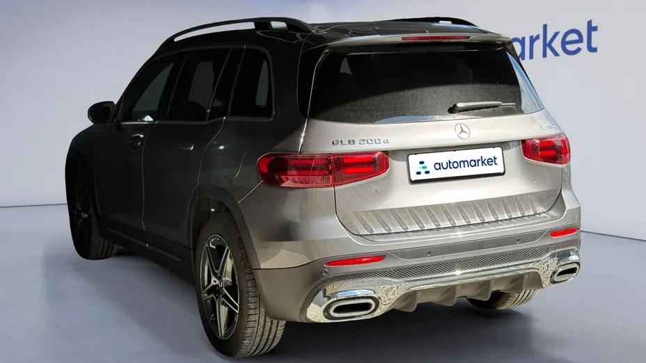 MERCEDES-BENZ GLB GLB 200 d 4-Matic AMG Line 8G-DCT