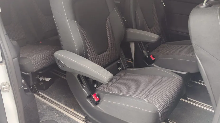 MERCEDES-BENZ V Klasa V 220 d 9G-Tronic