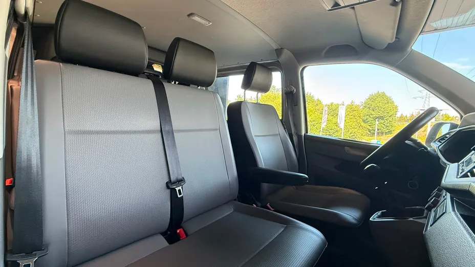 VOLKSWAGEN Transporter Transporter T6.1 TDI L2H1