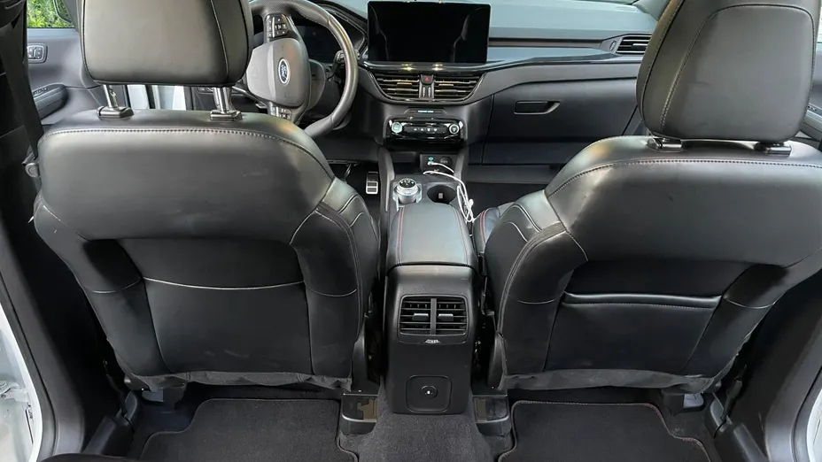 FORD Escape -