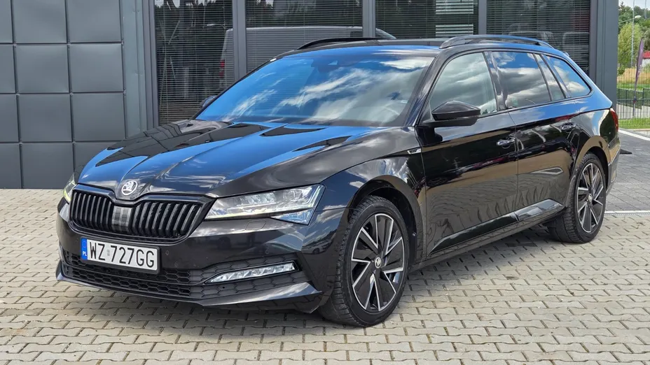 SKODA Superb Superb 2.0 TDI SCR Sportline DSG