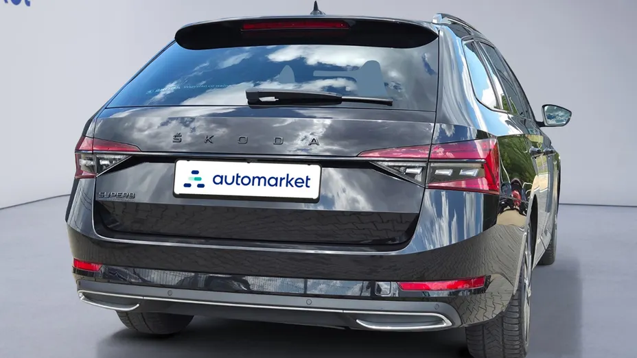 SKODA Superb Superb 2.0 TDI SCR Sportline DSG